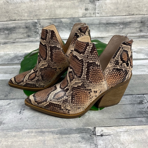 Vince Camuto snakeskin boots gigietta spiced sand - Picture 7 of 8